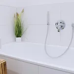 Yuva Homes - 100m2 - Nahe Muenchen - 2 Baeder - S-bahn Διαμέρισμα
