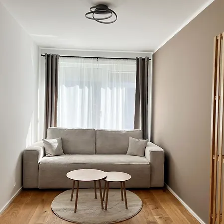 Yuva Homes - 100m2 - Nahe Muenchen - 2 Baeder - Garten&terrasse - S-bahn * Germering