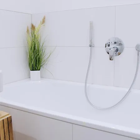 Yuva Homes - 100m2 - Nahe Muenchen - 2 Baeder - S-bahn Apartamento