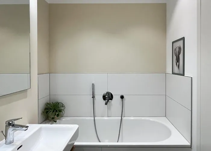 公寓 Yuva Homes - 100m2 - Nahe Muenchen - 2 Baeder - S-bahn