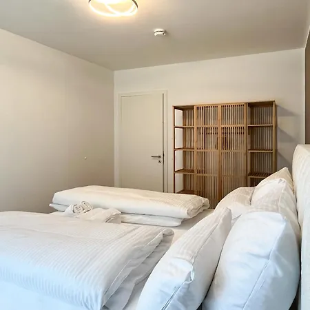 Yuva Homes - 100m2 - Nahe Muenchen - 2 Baeder - Garten&terrasse - S-bahn 公寓 格梅尔林