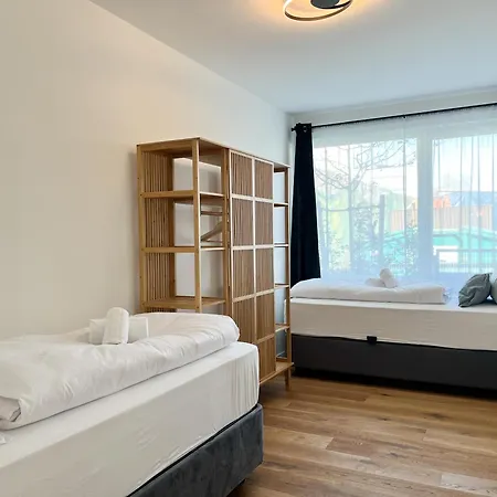 Yuva Homes - 100m2 - Nahe Muenchen - 2 Baeder - Garten&terrasse - S-bahn * Germering
