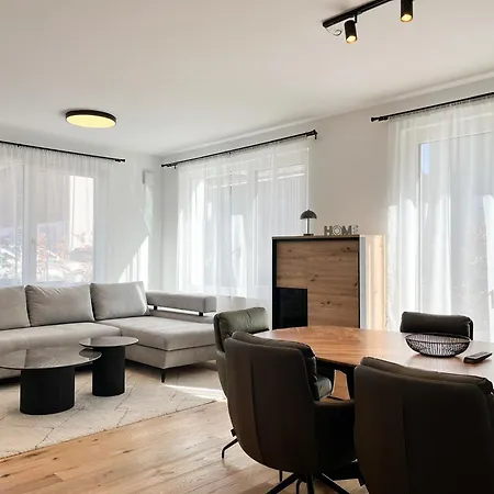 Yuva Homes - 100m2 - Nahe Muenchen - 2 Baeder - Garten&terrasse - S-bahn 公寓