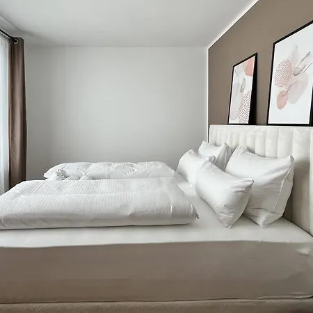 公寓 Yuva Homes - 100m2 - Nahe Muenchen - 2 Baeder - Garten&terrasse - S-bahn