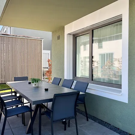 Yuva Homes - 100m2 - Nahe Muenchen - 2 Baeder - Garten&terrasse - S-bahn アパート ゲルメリンク