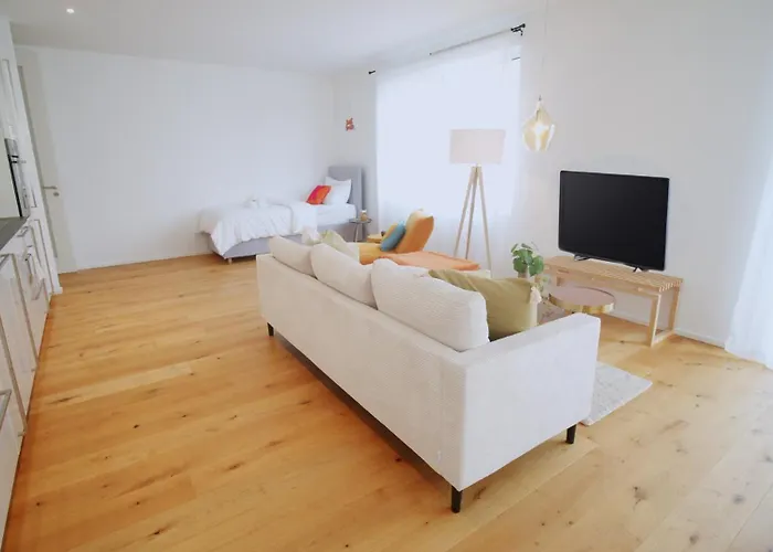 Lägenhet Yuva Homes - 100m2 - Nahe Muenchen - 2 Baeder - S-bahn *